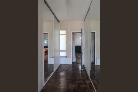 Apartamento à venda com 238m², 7 quartos e sem vaga Apartamento à venda com 238m², 7 quartos e sem vagacorredor