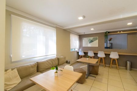 Apartamento para alugar com 28m², 1 quarto e sem vagaÁrea comum - Salão de festas