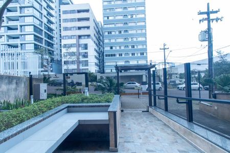 Apartamento à venda com 74m², 3 quartos e 1 vaga Apartamento à venda com 74m², 3 quartos e 1 vagaÁrea externa