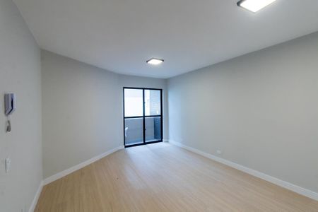 Sala de apartamento à venda com 3 quartos, 74m² em Bacacheri, Curitiba