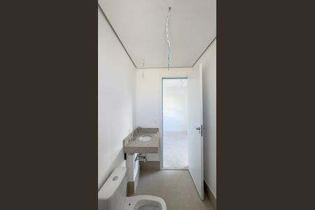 Apartamento à venda com 70m², 2 quartos e 1 vagaBanheiro da Suíte 1