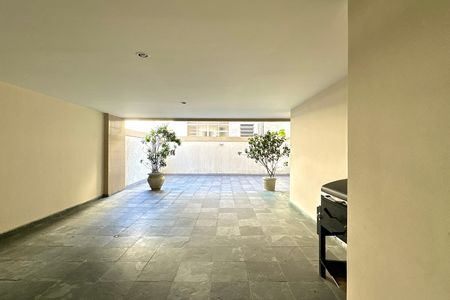 Apartamento para alugar com 160m², 2 quartos e 1 vaga