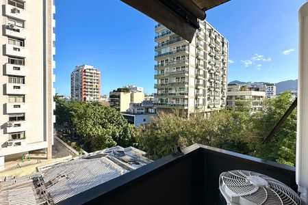 Apartamento para alugar com 2 quartos, 160m² em Jardim Botânico, Rio de Janeiro