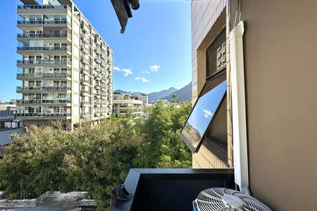 Apartamento para alugar com 160m², 2 quartos e 1 vaga