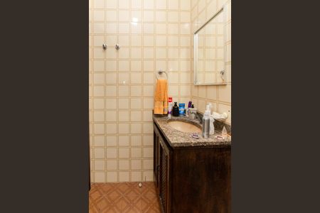Casa à venda com 160m², 2 quartos e 2 vagas Casa à venda com 160m², 2 quartos e 2 vagasBanheiro
