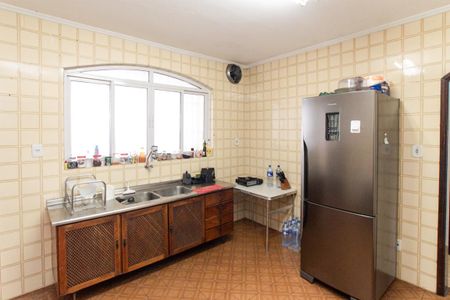 Casa à venda com 160m², 2 quartos e 2 vagas Casa à venda com 160m², 2 quartos e 2 vagasCozinha