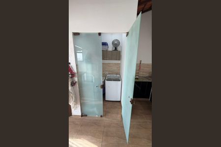 Apartamento à venda com 140m², 2 quartos e 2 vagas Apartamento à venda com 140m², 2 quartos e 2 vagasÁrea de Serviço