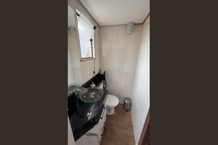 Apartamento à venda com 140m², 2 quartos e 2 vagas Apartamento à venda com 140m², 2 quartos e 2 vagasBanheiro