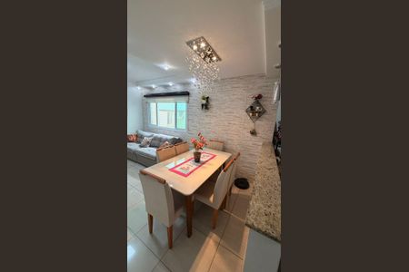 Apartamento à venda com 140m², 2 quartos e 2 vagas Apartamento à venda com 140m², 2 quartos e 2 vagasSala de Jantar