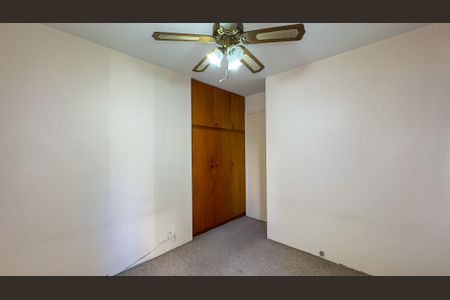 Apartamento à venda com 107m², 3 quartos e 1 vagaQuarto 2