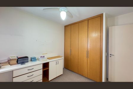 Apartamento à venda com 107m², 3 quartos e 1 vagaQuarto 3
