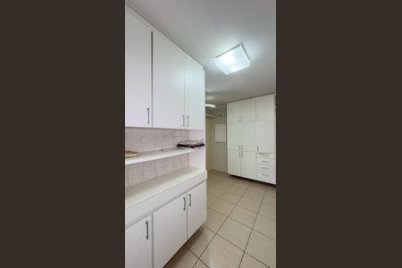 Apartamento à venda com 107m², 3 quartos e 1 vagaCozinha e Área de Serviço