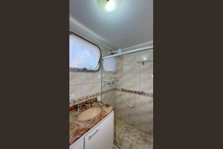 Apartamento à venda com 107m², 3 quartos e 1 vagaBanheiro da Suíte