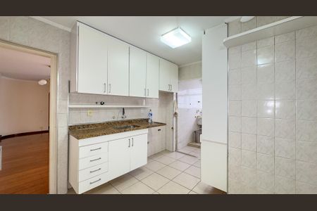 Apartamento à venda com 107m², 3 quartos e 1 vagaCozinha e Área de Serviço