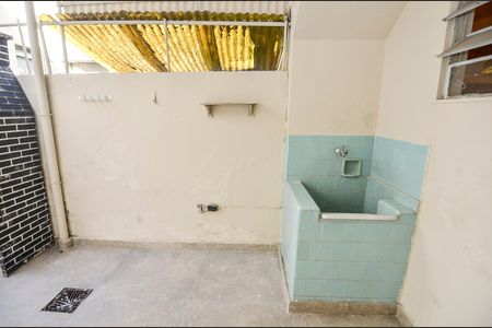 Casa para alugar com 73m², 2 quartos e 1 vaga Casa para alugar com 73m², 2 quartos e 1 vagaÁrea de Serviço