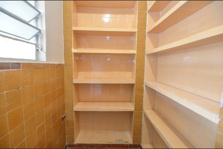Casa para alugar com 73m², 2 quartos e 1 vaga Casa para alugar com 73m², 2 quartos e 1 vagaQuarto de Serviço
