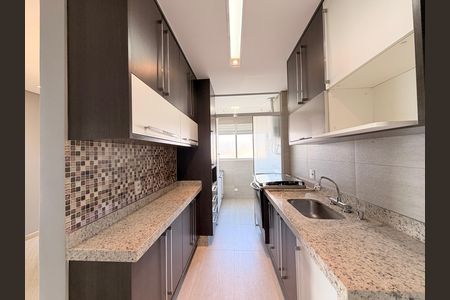 Cozinha de apartamento à venda com 3 quartos, 90m² em Jardim Messina, Jundiaí