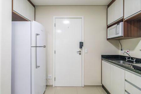 Cozinha de kitnet/studio para alugar com 1 quarto, 27m² em Bethaville I, Barueri