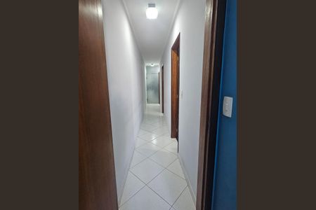Corredor de apartamento para alugar com 3 quartos, 102m² em Vila Assunção, Santo André