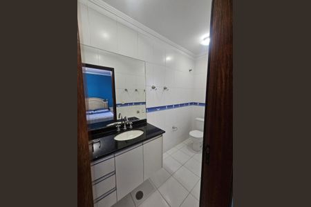 Banheiro de apartamento para alugar com 3 quartos, 102m² em Vila Assunção, Santo André
