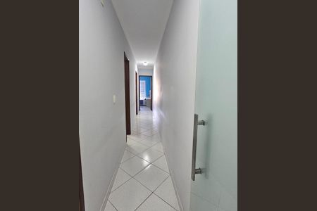 Corredor de apartamento para alugar com 3 quartos, 102m² em Vila Assunção, Santo André