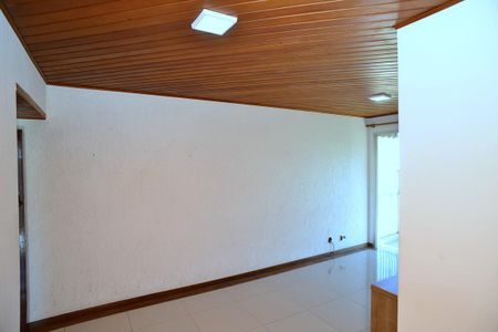 Sala de apartamento à venda com 2 quartos, 60m² em Jacarepaguá, Rio de Janeiro