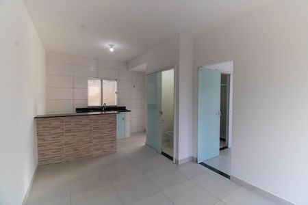 Casa para alugar com 70m², 1 quarto e 1 vaga Casa para alugar com 70m², 1 quarto e 1 vagaSala