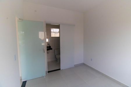 Casa para alugar com 70m², 1 quarto e 1 vaga Casa para alugar com 70m², 1 quarto e 1 vagaSuíte