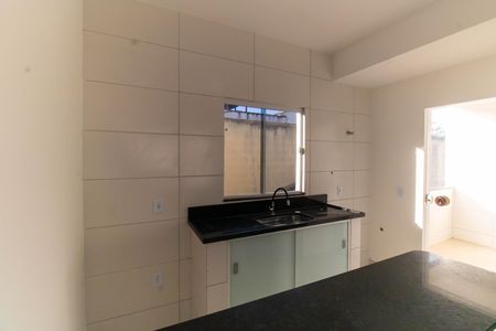 Casa para alugar com 70m², 1 quarto e 1 vaga Casa para alugar com 70m², 1 quarto e 1 vagaCozinha