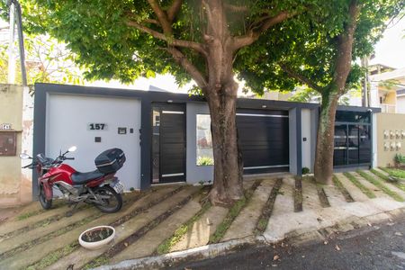 Casa para alugar com 70m², 1 quarto e 1 vaga Casa para alugar com 70m², 1 quarto e 1 vagaFachada