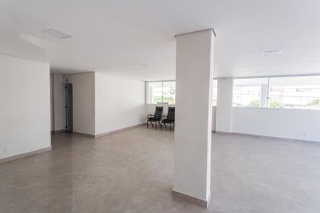 Apartamento à venda com 77m², 3 quartos e 2 vagas Apartamento à venda com 77m², 3 quartos e 2 vagasÁrea comum - Salão de festas