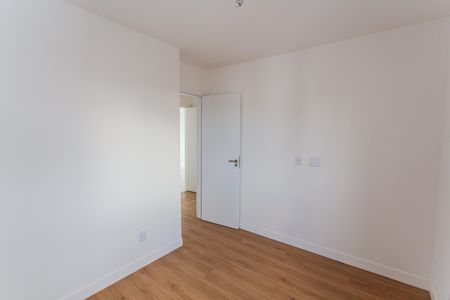Apartamento à venda com 77m², 3 quartos e 2 vagas Apartamento à venda com 77m², 3 quartos e 2 vagasQuarto 2