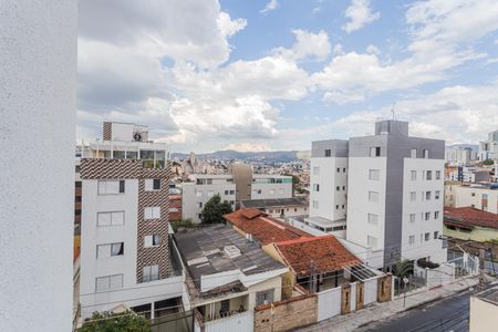 Apartamento à venda com 77m², 3 quartos e 2 vagas Apartamento à venda com 77m², 3 quartos e 2 vagasVista do Quarto 2