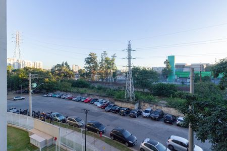 Vista Sala de apartamento para alugar com 2 quartos, 33m² em Jardim Iris, São Paulo