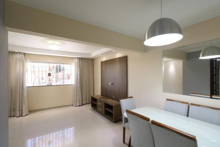 Sala de apartamento para alugar com 3 quartos, 90m² em Nova Gerti, São Caetano do Sul