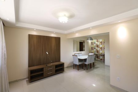 Apartamento para alugar com 90m², 3 quartos e 2 vagas Apartamento para alugar com 90m², 3 quartos e 2 vagasSala