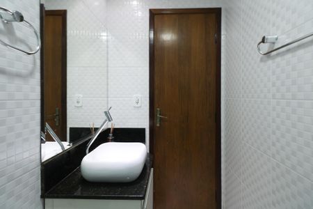 Apartamento para alugar com 90m², 3 quartos e 2 vagas Apartamento para alugar com 90m², 3 quartos e 2 vagasBanheiro