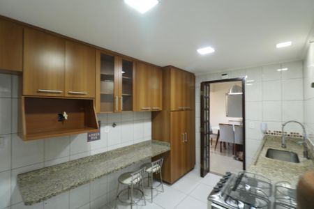 Apartamento para alugar com 90m², 3 quartos e 2 vagas Apartamento para alugar com 90m², 3 quartos e 2 vagasCozinha
