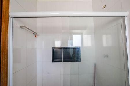 Banheiro da Suíte de apartamento para alugar com 2 quartos, 70m² em Vila Pires, Santo André