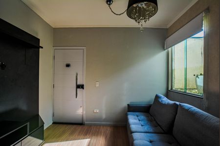 Sala de apartamento para alugar com 2 quartos, 70m² em Vila Pires, Santo André