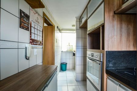 Cozinha e Área de Serviço de apartamento para alugar com 2 quartos, 70m² em Vila Pires, Santo André