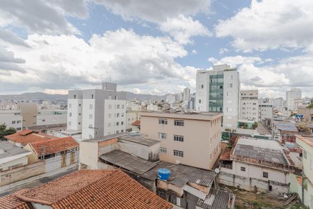 Vista da Varanda da Sala de apartamento à venda com 3 quartos, 77m² em Sagrada Família, Belo Horizonte