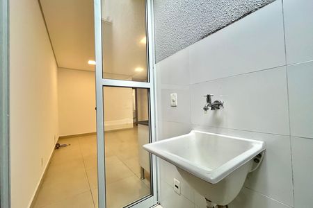 Apartamento para alugar com 33m², 1 quarto e sem vaga Apartamento para alugar com 33m², 1 quarto e sem vagaÁrea de Serviço