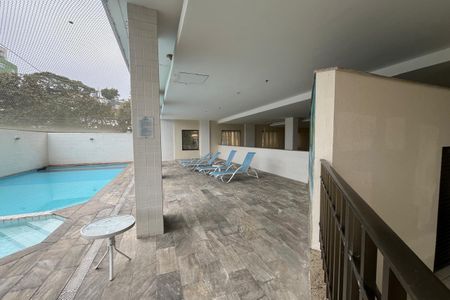 Piscina de apartamento para alugar com 3 quartos, 110m² em Jardim Vinte E Cinco de Agosto, Duque de Caxias