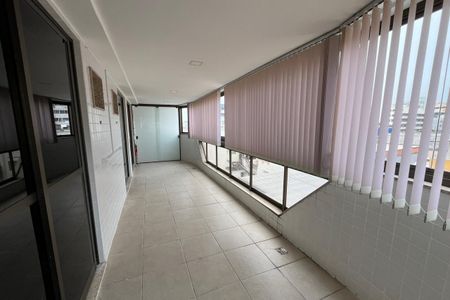 Varanda de apartamento para alugar com 3 quartos, 110m² em Jardim Vinte E Cinco de Agosto, Duque de Caxias