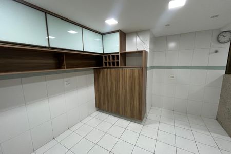 Apartamento para alugar com 110m², 3 quartos e 2 vagas Apartamento para alugar com 110m², 3 quartos e 2 vagasCozinha