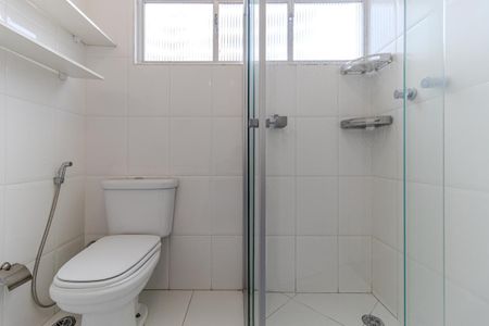 Apartamento para alugar com 240m², 3 quartos e 1 vaga Apartamento para alugar com 240m², 3 quartos e 1 vagaBanheiro da Suíte