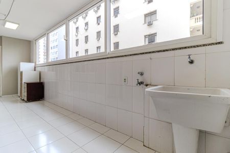 Apartamento para alugar com 240m², 3 quartos e 1 vaga Apartamento para alugar com 240m², 3 quartos e 1 vagaÁrea de Serviço