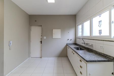 Apartamento para alugar com 240m², 3 quartos e 1 vaga Apartamento para alugar com 240m², 3 quartos e 1 vagaCozinha