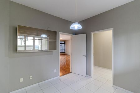 Apartamento para alugar com 240m², 3 quartos e 1 vaga Apartamento para alugar com 240m², 3 quartos e 1 vagaCopa